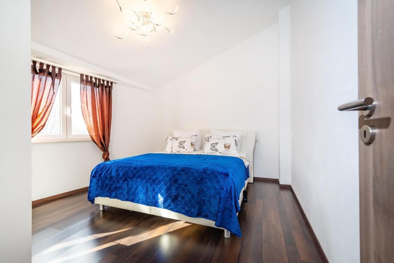 Holiday House With A Parking Space Nin, Zadar - 18143 Bagian luar foto